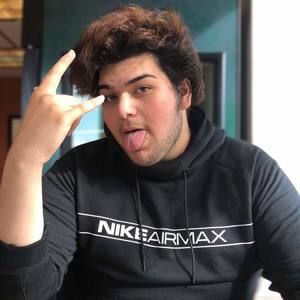 Meet your Posher, Jose